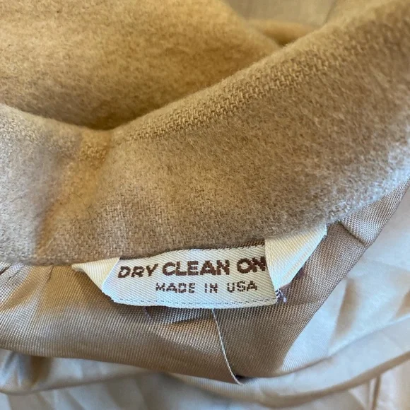 Vintage 100% Camel Hair Blazer – Old Money Prep, Made in USA (Men’s M)